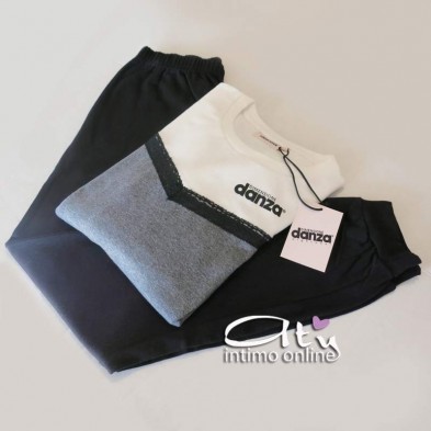 Dimensione Danza Pigiama da donna invernale DD20162 con taglio lancia e pizzo