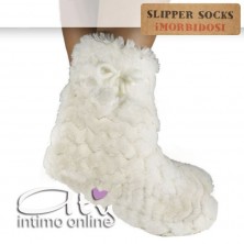 Pantofole IMorbidosi a scarponcino con pom pom HS969